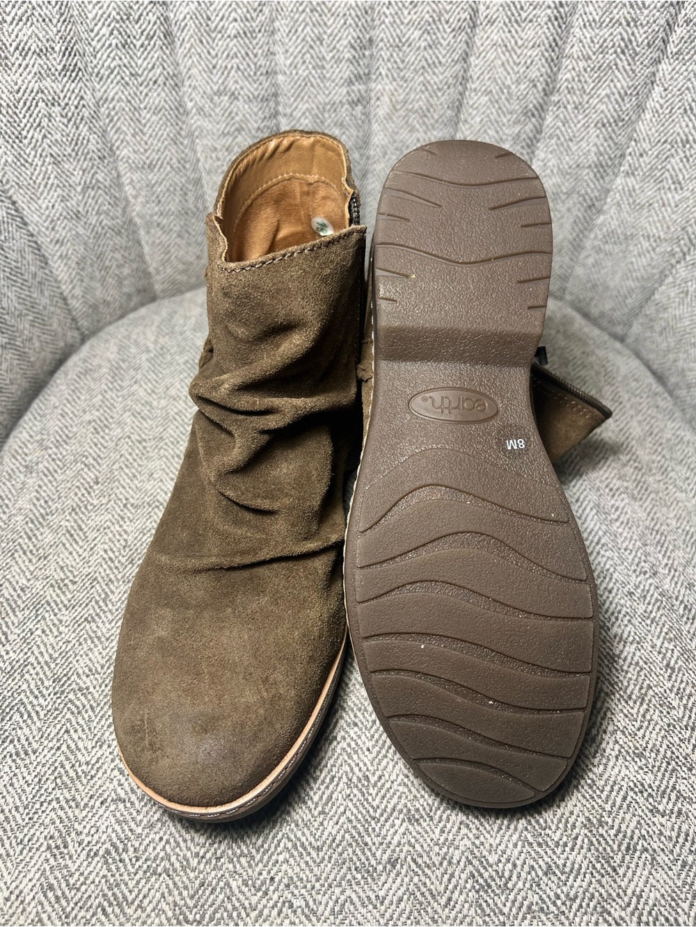 Earth Women's Brown Suede Slouch Ankle Booties